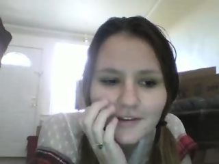 brittbratt24 is  year old webcam girl