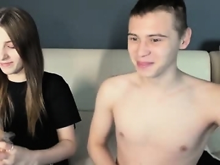 meandmaboy is 19 year old webcam couple