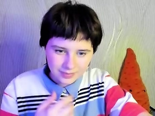 octopussy69x is 22 year old webcam girl