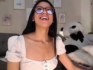 rose_se is 19 year old fetish latino webcam couple