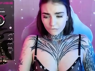 _peni_wise_ is 23 year old webcam girl