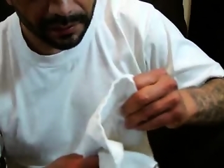 faded805 is 40 year old webcam boy