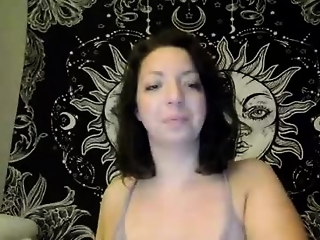 rebekah_93 is  year old webcam girl