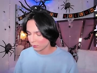 jiggly_ is 19 year old gay asian webcam boy