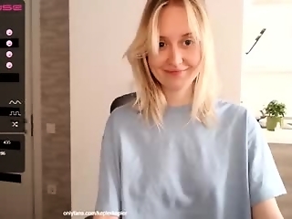 2kepler22b is  year old webcam girl