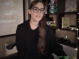 mia_boone is  year old webcam girl