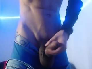 grayhorny is 22 year old horny latino webcam boy