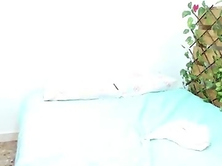 brunna_brownn is  year old ebony webcam girl