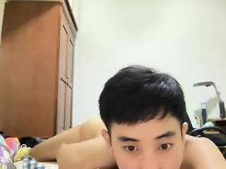 zseszsesz is 34 year old asian webcam boy